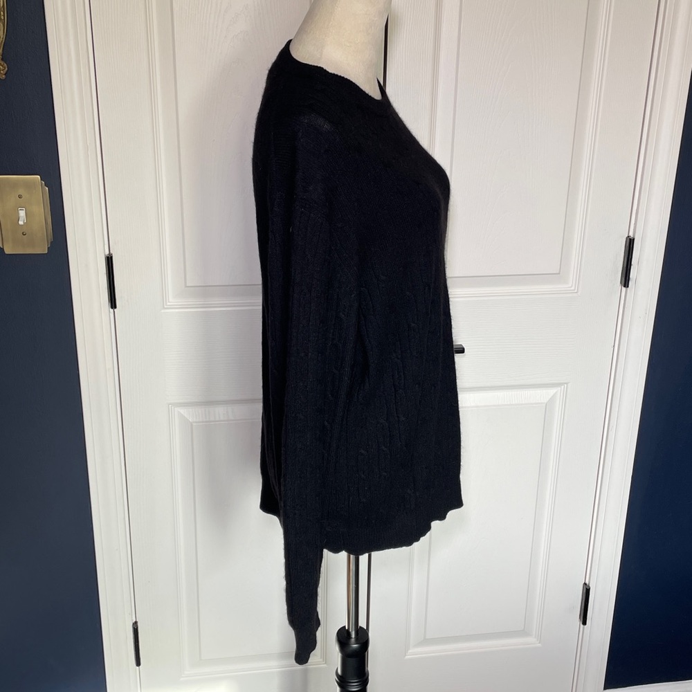Northern Isles Black Charcoal Cable knit Crew Neck Sweater Size Medium - Picture 4 of 6